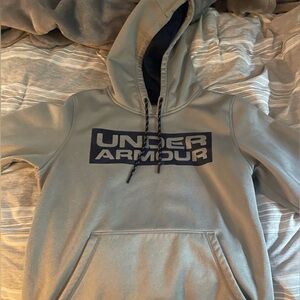 Grey Under Armour Sweatshirt